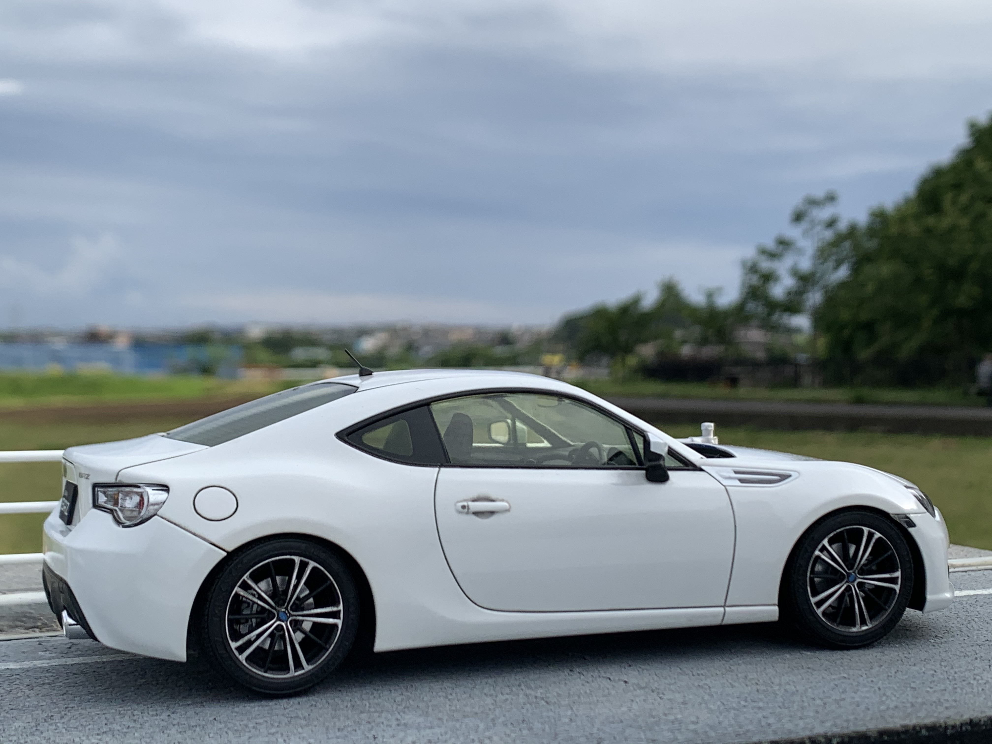 歩道と道路をお手軽に再現